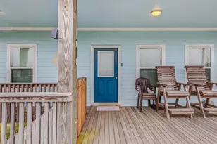 935 W Westview, Crystal Beach, TX 77650 - Photo 18