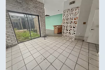 2106 Avenue L, Galveston, TX 77550 - Photo 10