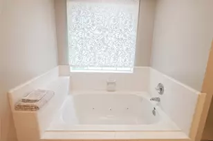 1365 El Camino Village Dr, Houston, TX 77058 - Photo 18