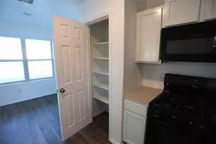 1603 Oleander Grns Dr, Conroe, TX 77301 - Photo 8