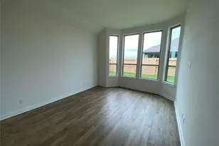 12226 Hyland Ln, Mont Belvieu, TX 77523 - Photo 10