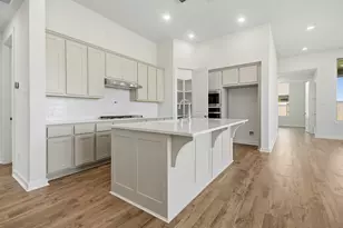 12226 Hyland Ln, Mont Belvieu, TX 77523 - Photo 4