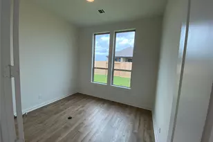 12226 Hyland Ln, Mont Belvieu, TX 77523 - Photo 8