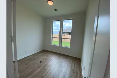 12226 Hyland Lane, Mont Belvieu, TX 77523 - Photo 8