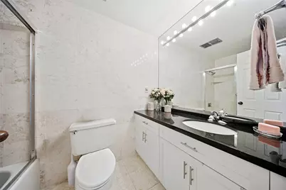 2001 Holcombe Boulevard #1106, Houston, TX 77030 - Photo 20