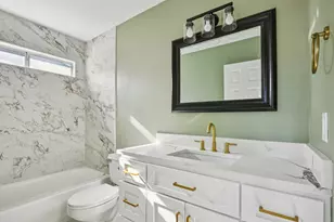 7911 Millbrook Dr, Houston, TX 77095 - Photo 30