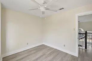 7911 Millbrook Dr, Houston, TX 77095 - Photo 32