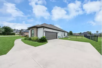 11726 W Grand Pond Drive, Montgomery, TX 77356 - Photo 6