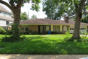 3807 Linkwood Dr, Houston, TX 77025 - Photo 14