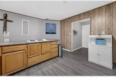 88 Gazebo Street #A-E, Huntsville, TX 77340 - Photo 16