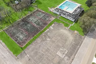 2513 16th St, Bay City, TX 77414 - Photo 22