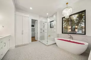 1204 W Drew St, Houston, TX 77006 - Photo 24