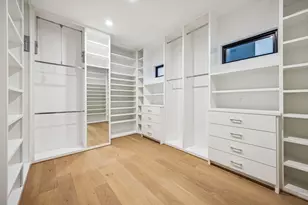 1204 W Drew St, Houston, TX 77006 - Photo 26