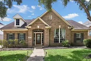 21919 Windmill Bluff Ln, Katy, TX 77450 - Photo 2