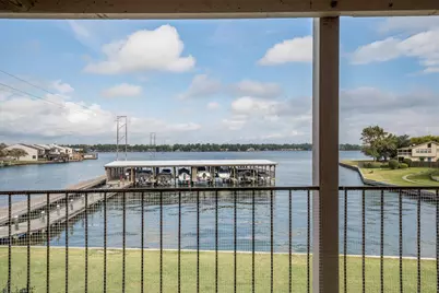 202 Lakeview Terrace #A, Conroe, TX 77356 - Photo 2