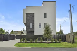 3114 Clay St, Houston, TX 77003 - Photo 32