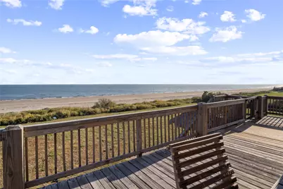 981 Dolly Street, Gilchrist, TX 77617 - Photo 36