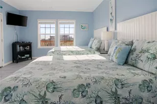 981 Dolly St, Gilchrist, TX 77617 - Photo 26