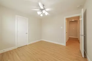 3718 Main Aspen Dr, Houston, TX 77025 - Photo 20
