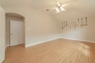 3718 Main Aspen Dr, Houston, TX 77025 - Photo 10