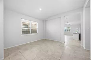 2425 Temple Crag Dr, Rosharon, TX 77583 - Photo 4