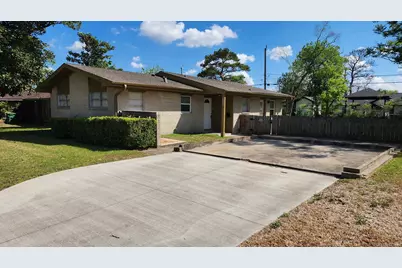 2907 Dragonwick Drive, Houston, TX 77045 - Photo 1