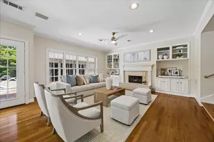 2416 Addison Rd, Houston, TX 77030 - Photo 6