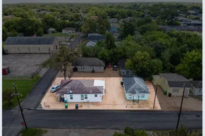 2710 Brewster Street, Houston, TX 77026 - Photo 18
