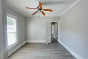 2710 Brewster St, Houston, TX 77026 - Photo 10