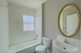 2710 Brewster St, Houston, TX 77026 - Photo 12