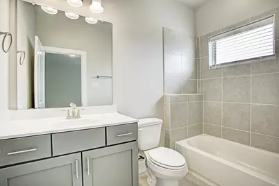 5802 E Post Oak Lane, Houston, TX 77055 - Photo 12