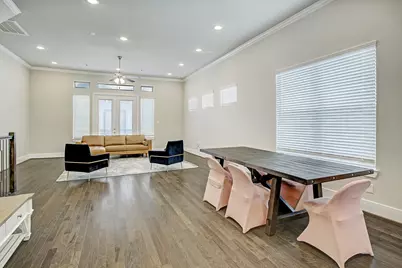 5802 E Post Oak Lane, Houston, TX 77055 - Photo 4
