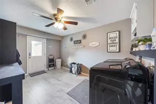 304 Old Bayou Dr, Dickinson, TX 77539 - Photo 10