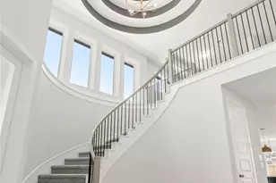 2915 Sweet Honey Ln, Fulshear, TX 77423 - Photo 2