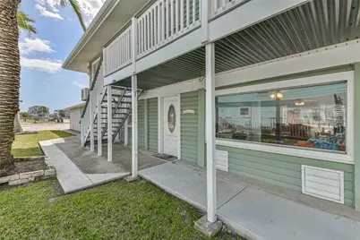 16542 E Bayside Way, Galveston, TX 77554 - Photo 26