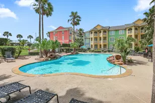7000 Seawall Blvd, Galveston, TX 77551 - Photo 22