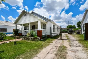 4526 Canal St, Houston, TX 77011 - Photo 2