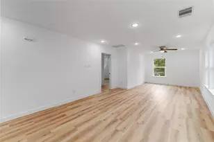 9326 Firnat St, Houston, TX 77016 - Photo 6
