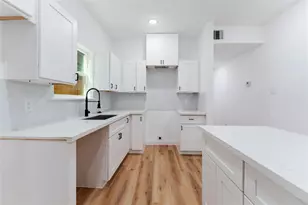 9326 Firnat St, Houston, TX 77016 - Photo 12