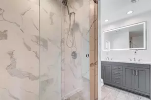 9811 Kerr St, Houston, TX 77029 - Photo 14