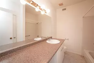 8101 El Mundo St, Houston, TX 77054 - Photo 14