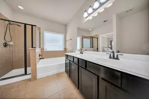 16022 Sommerall Lake Ln, Houston, TX 77084 - Photo 6
