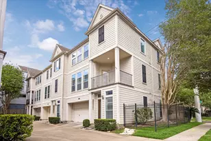 1800 W Webster St, Houston, TX 77019 - Photo 1