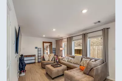 938 Mockingbird Passage Drive, Beasley, TX 77417 - Photo 20