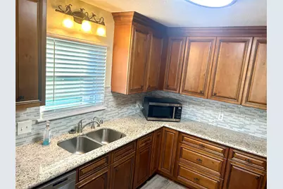 794 Marlin Street, Bayou Vista, TX 77563 - Photo 6