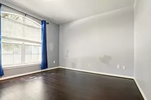 303 Burris Park Dr, Spring, TX 77373 - Photo 4