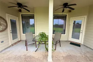 1448 S Blue Bonnet Ln, Angleton, TX 77515 - Photo 40