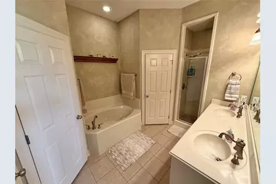 1448 S Bluebonnet Lane, Angleton, TX 77515 - Photo 24