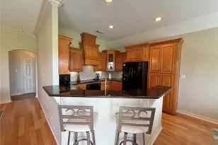 1448 S Blue Bonnet Ln, Angleton, TX 77515 - Photo 8