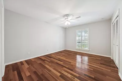 7902 Windswept Lane, Houston, TX 77063 - Photo 22